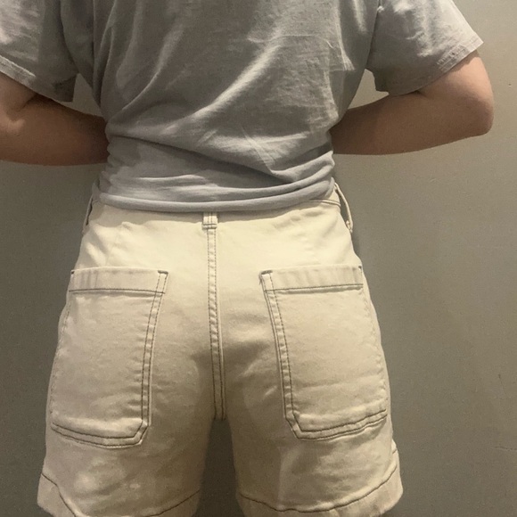 Universal Thread Beige Shorts - Picture 3 of 3